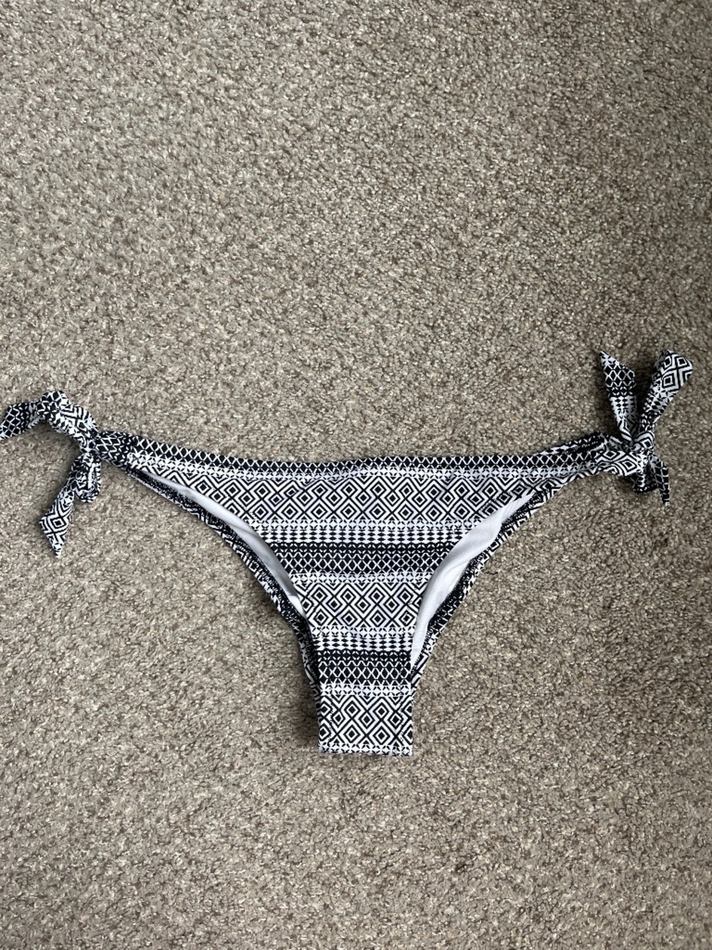 Victoria’s Secret swim bottom